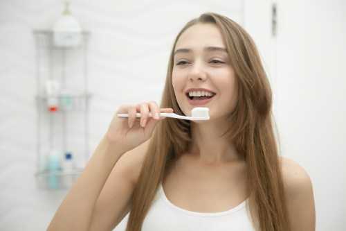 牙刷按摩牙龈法